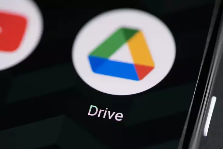 Іконка Google Drive на смартфоне. Фота: Ivan Radic/flickr.com/CC BY 2.0