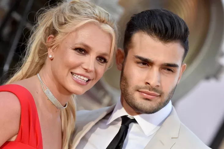 Britney Spears and Sam Asghari Бритни Спирс и Сэм Асгари Брытні Спір і Сэм Асгары