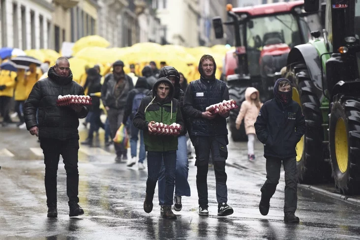 Farmers Protest пратэсты фермераў протесты фермеров