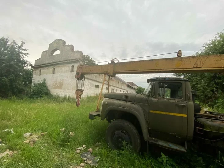 «Бунт» из-за района, челноки на паузе и судьба старинного парка. Чем живет самый западный город Беларуси?