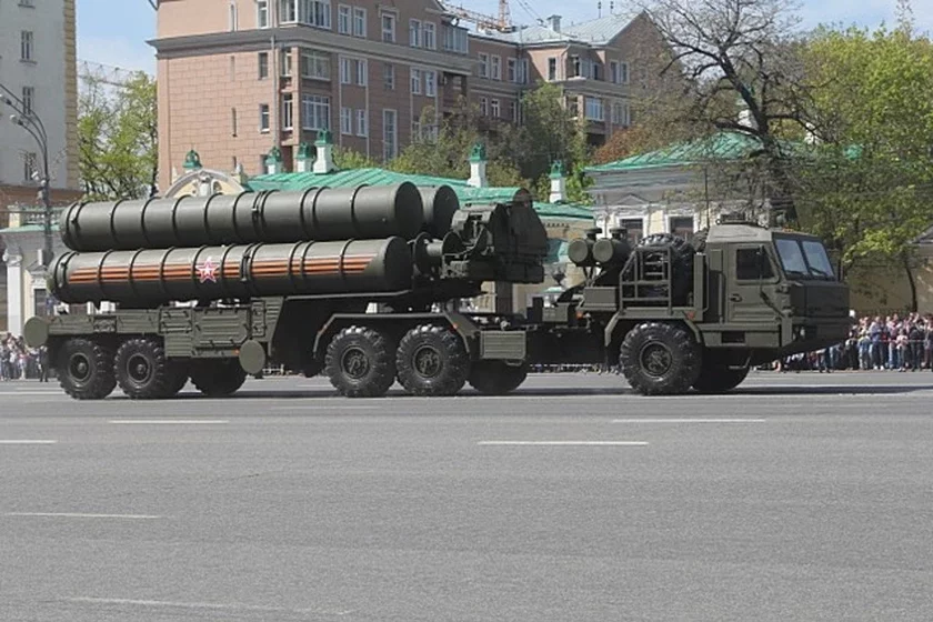 ZRK S-400 "Tryumf"