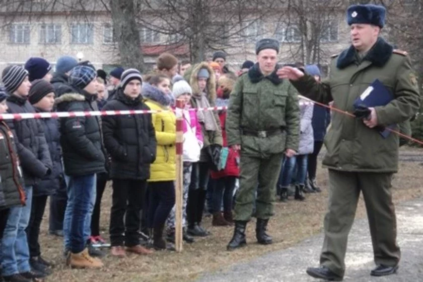 В поселке Цель, когда там были военные. К ним привозили на экскурсии школьников. Иллюстративное фото: cherikov.edu.by