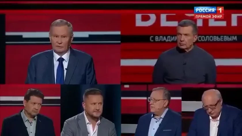 on Russian television, they admitted that Russia's chances of winning in a real confrontation with NATO are zero на российском телевидении признали, что шансы России на победу в реальном противостоянии с НАТО равны нулю на расійскім тэлебачанні прызналі, што шанцы Расіі на перамогу ў рэальным супрацьстаянні з НАТА роўныя нулю