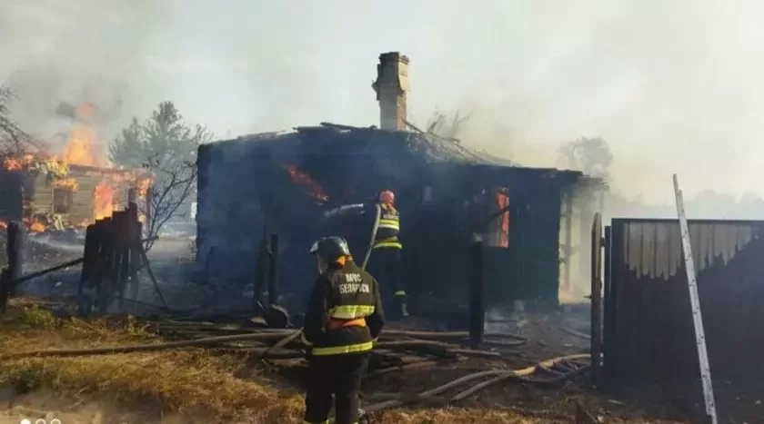 Пожар в деревне Балажевичи под Мозырем. 15 сентября 2024 года. Фото: МЧС